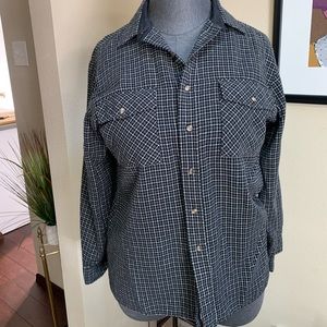 Mens flannel like shirt.